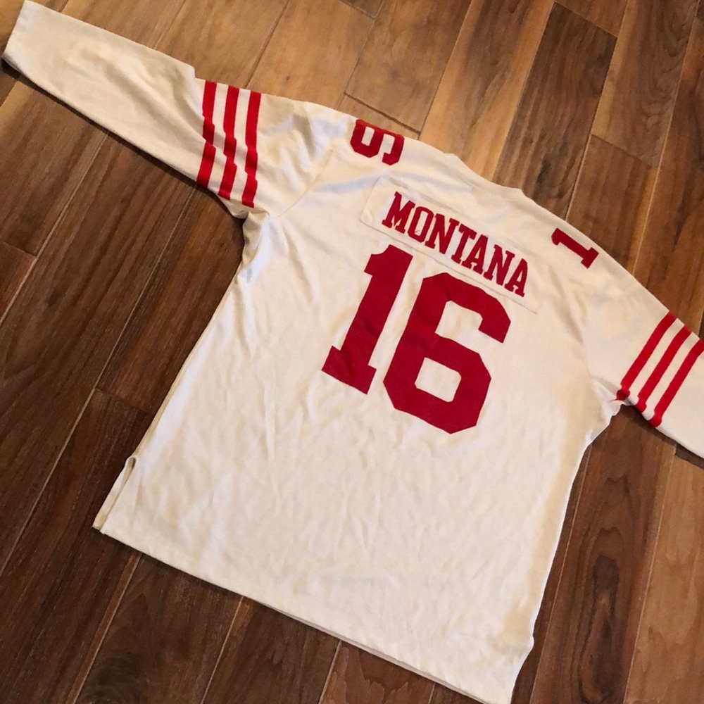 Mitchell & Ness Authentic Throwback Jersey